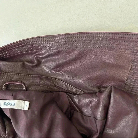 Ricki’s Faux Leather Jacket Moto Biker Vegan Burgundy Oxblood Plum Maroon Size 4 - Picture 13 of 15